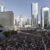 Người biểu tình bao vây Văn phòng Trưởng Đặc khu hành chính Hong Kong