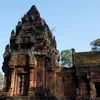 Du khách Pháp bị bắt vì chụp ảnh khỏa thân ở đền Angkor