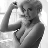 Kate Upton để ngực trần hóa thân huyền thoại Marilyn Monroe