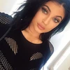 Giới trẻ Mỹ phát cuồng vì đôi môi mọng của cô em nhà Kardashian