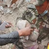 Nepal: Em bé 4 tháng tuổi sống sót kỳ diệu dù bị vùi lấp do động đất