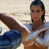 Kim Kardashian khỏa thân trên sa mạc, không sợ paparazzi