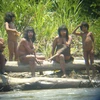Bộ lạc bí ẩn ở Amazon bất ngờ xuất hiện, dùng cung bắn chết người