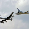 Nga lần đầu tung "hàng khủng" TU-95 dội bom mục tiêu IS ở Syria