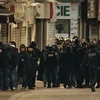 Cảnh sát Pháp tấn công dữ dội truy bắt chủ mưu đánh bom Paris