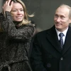 Tổng thống Nga Putin bất ngờ hé lộ về hai cô con gái rượu
