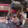 Chấn động đoạn video phiến quân Syria cắt đầu một bé trai