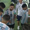 Messi mới là người chỉ đạo trận Argentina-Nigeria thay vì Sampaoli?