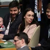 Thủ tướng New Zealand đem con tới dự họp Đại hội đồng LHQ