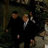 Video ông Trump và ông Kim Jong-un đi dạo trong khách sạn Metropole