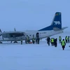 Cận cảnh máy bay Nga hạ cánh nhầm xuống dòng sông băng