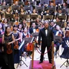 Dàn nhạc Giao hưởng Việt Nam cùng nhạc trưởng Honna Tetsuji sẽ biểu diễn trong chương trình 'Là con gái để tỏa sáng.' (Ảnh: VNSO)