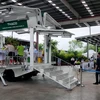 Tỉnh Thái Bình tổ chức tiêm vaccine phòng COVID-19 bằng xe lưu động cho công nhân. (Ảnh: Thế Duyệt/TTXVN)