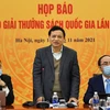 Ông Hoàng Phong Hà, Phó chủ tịch thường trực Hội Xuất bản Việt Nam, tổng kết sơ lược về giải thưởng. (Ảnh: PV/Vietnam+)