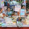 Đông đảo phụ huynh, học sinh thành phố tham quan tại Hội sách thiếu nhi Thành phố Hồ Chí Minh. (Ảnh: Thanh Vũ/TTXVN)