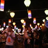 Con đường đèn lồng Việt-Hàn tại Quảng trường Đông Kinh Nghĩa Thục. (Ảnh: Văn Điệp/TTXVN)