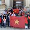 Đại diện Tòa thị chính Jersey và các cơ quan đại diện Việt Nam ở New York tại lễ thượng cờ Việt Nam nhân dịp Quốc khánh (2/9/2021). (Ảnh: Khắc Hiếu /TTXVN)