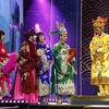 Nghệ sỹ Ưu tú Xuân Bắc (thứ hai từ phải sang) cùng các nghệ sỹ tham gia Táo Quân 2023. (Ảnh: VTV)