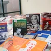 Một số ấn phẩm về Chiến thắng Điện Biên Phủ và Đại tướng Võ Nguyên Giáp. (Ảnh: Trọng Đức/TTXVN) 
