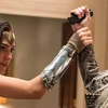 Màn đấu tay đôi giữa Wonder Woman và Cheetah được đánh giá cao trong 'Wonder Woman 1984'. (Ảnh: Nhà phát hành)