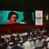 Khán giả xem phim ''Cô Ba Sài Gòn'' chiếu ngoài trời trong Liên hoan phim Việt Nam lần 21, tổ chức năm 2020. (Ảnh minh họa: Thanh Tùng/TTXVN)