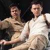 Hai diễn viên Mark Wahlberg và Tom Holland trong ''Thợ săn cổ vật.'' (Ảnh: Sony Pictures Entertainment)