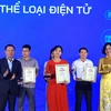 Tập thể các giả đoạt giải A tại Giải thưởng Báo chí Thông tấn xã Việt Nam. (Ảnh: Hoài Nam/Vietnam+)