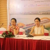 Nữ diễn viên Moon So-ri cùng trả lời họp báo với Nghệ sỹ Nhân dân Lan Hương. (Ảnh: Minh Anh/Vietnam+)