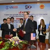 Lễ ký kết Ý định thư về hợp tác phát triển năng lượng sạch và hiệu quả năng lượng tại Việt Nam. (Nguồn: Sứ quán Hoa Kỳ)