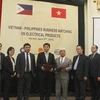 Giao thương doanh nghiệp Việt Nam - Philippines về mặt hàng máy móc, thiết bị điện. (Ảnh: PV/Vietnam+) 