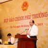 Bộ trưởng Mai Tiến Dũng phát biểu tại phiên họp báo Chính phủ.(Ảnh: PV/Vietnam+)