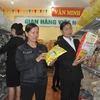 Hàng Việt ngày càng được người tiêu dùng ưa chuộng nhờ đáp ứng mọi phân khúc thị trường. (Ảnh: Đức Duy/Vietnam+)