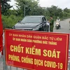 Ban Thường vụ Thành ủy Hà Nội yêu cầu lực lượng siết chặt kiểm soát tại 23 chốt vào Thủ đô. (Ảnh: TTXVN)