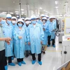  Lãnh đạo Samsung Việt Nam trực tiếp thăm và đánh giá kết quả thực hiện dự án tại các doanh nghiệp. (Ảnh: PV/Vietnam+)