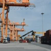 Xuất khẩu hàng hóa qua cảng phía Bắc. (Ảnh: Đức Duy/Vietnam+)