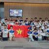 Toàn đoàn Việt Nam tại lễ Bế mạc và trao giải cuộc thi Toán Quốc tế WMI 2023 tổ chức tại Seoul, Hàn Quốc. (Ảnh: PV/Vietnam+)
