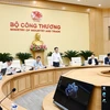 Bộ trưởng Nguyễn Hồng Diên chủ trì cuộc họp về thúc đẩy triển khai các dự án điện khí, điện gió ngoài khơi theo Quy hoạch điện VIII. (Ảnh: Đức Duy/Vietnam+)