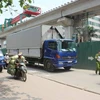 Hà Nội: Đột ngột ngã ra đường, một người đàn ông bị xe tải cán chết