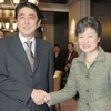 Thủ tướng Shinzo Abe và Tổng thống Park Geun-hye. (Nguồn: kabar24.com)