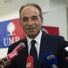 Phe trung hữu chiến thắng trong bầu cử địa phương Pháp 