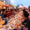 [Photo] Bữa xả chay trong Lễ hội Ramadan Malaysia 2014