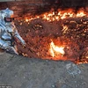 Nhà thám hiểm đầu tiên xuống “cổng địa ngục” ở Turkmenistan