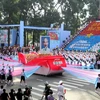 Trưng bày tranh Chủ tịch Hồ Chí Minh kết từ hàng vạn bông sen
