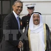 Tổng thống Mỹ Barack Obama (trái) và Tổng thư ký GCC Abdullatif bin Rashid al-Zayani. (Nguồn: AFP/TTXVN)