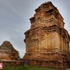 Tháp Pô Sah Inư mang nhiều dấu ấn đậm nét cho một thời thịnh vượng của Vương quốc Chămpa xưa. (Nguồn: Báo ảnh Việt Nam)