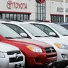 Xe của hãng Toyota được bày bán tại đại lý ở Park Ridge, Illinois, Mỹ. (Nguồn:. EPA/TTXVN)