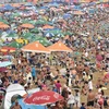 Thử xem các bãi biển của Trung Quốc đông đúc đến mức nào?