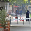 Cảnh sát Hungary điều tra tại hiện trường một vụ nổ. (Nguồn: AFP/TTXVN)
