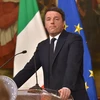 Thủ tướng Italy Matteo Renzi tuyên bố từ chức tại cuộc họp báo ở Rome ngày 5/12. (Nguồn: AFP/TTXVN) 