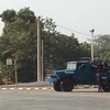 Lực lượng hiến binh Côte d'Ivoire gác tại một tuyến phố ở thành phố Bouake ngày 6/1. (Nguồn: AFP/TTXVN)